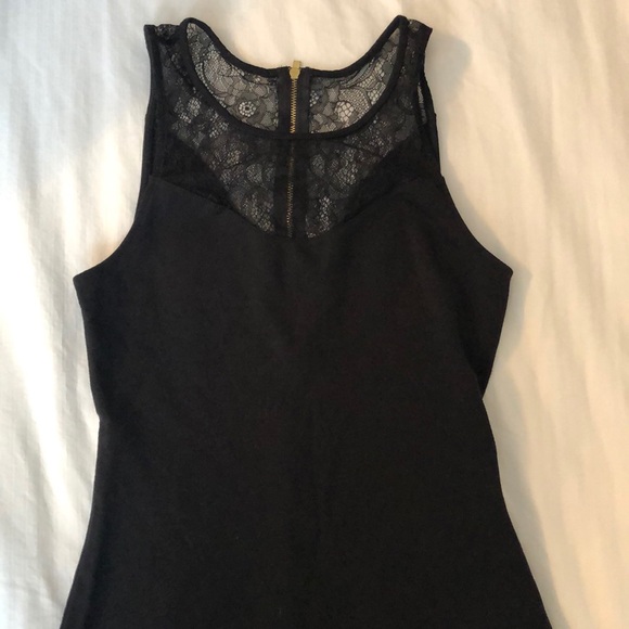 Top - Picture 1 of 2